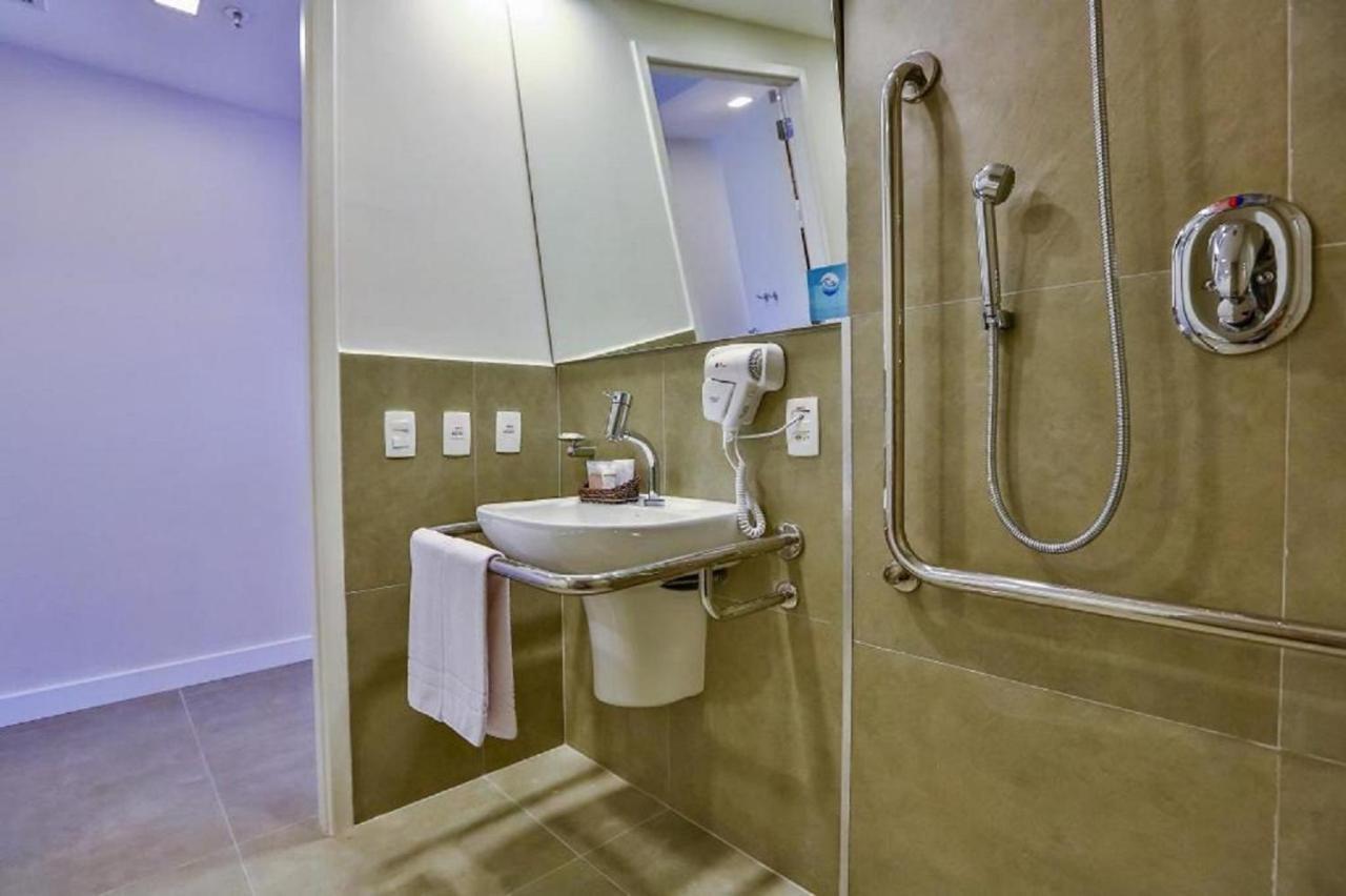Quarto com Cama King-size - Acessível para Hóspedes com Mobilidade Reduzida